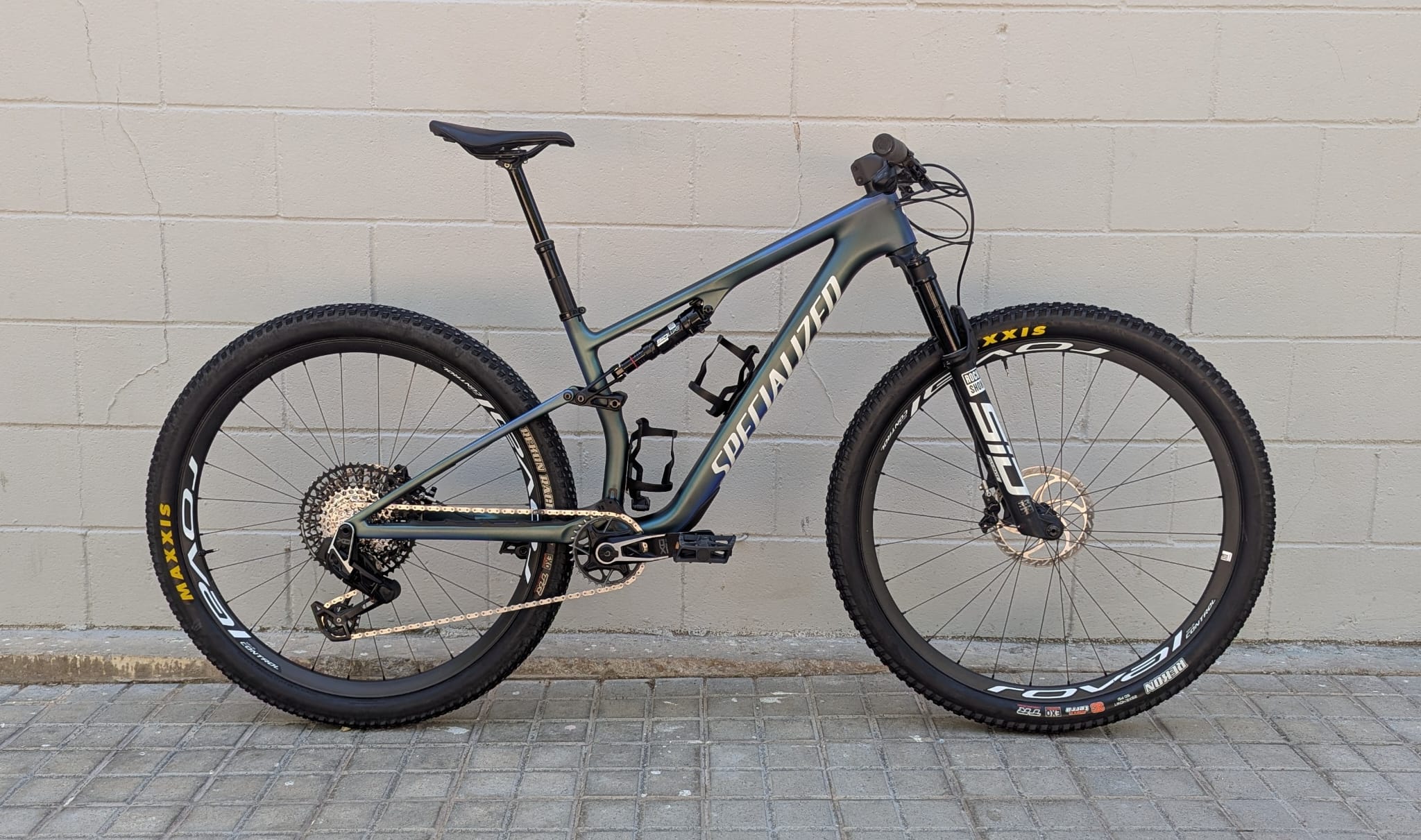 SPECIALIZED EPIC 8 PRO 2024 (M)
